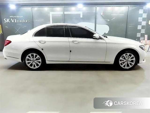 Mercedes-Benz E-Class W213 id 3880117 из Кореи 9