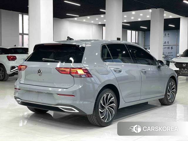 Volkswagen Golf id 4353646 из Китая 12