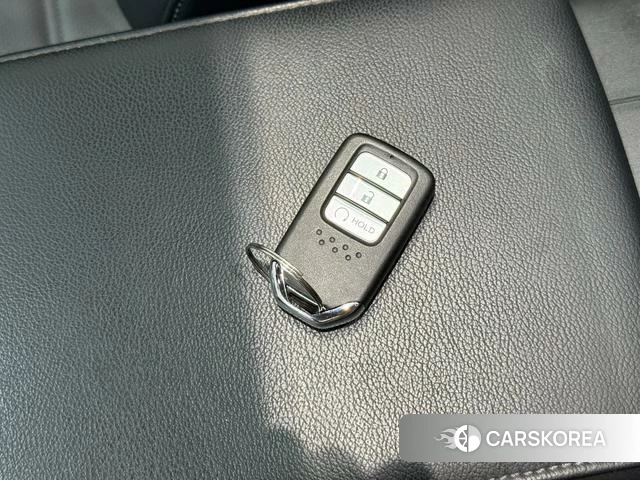 Honda CR-V id 4367530 из Китая 23