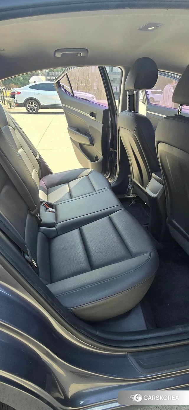 Hyundai Avante AD id 3824944 из Кореи 13