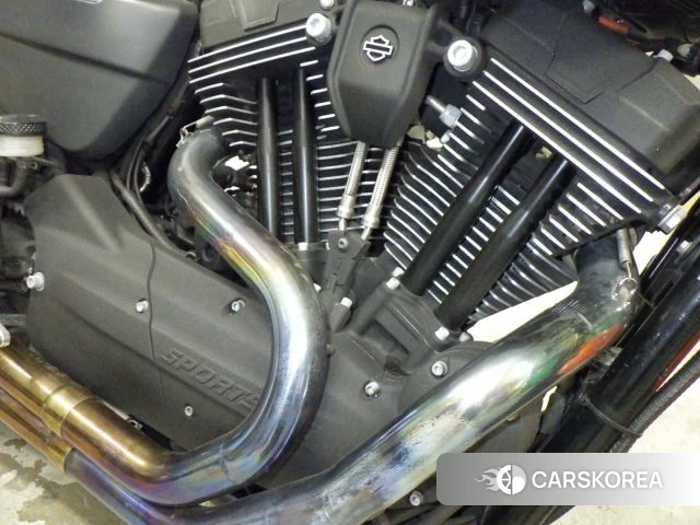 Engine photo