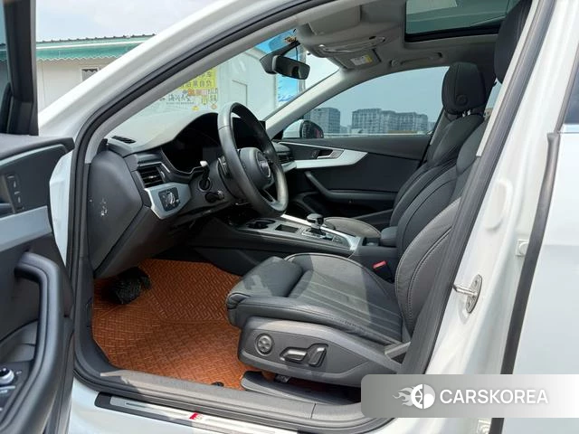 Audi A4L id 4328680 из Китая 9