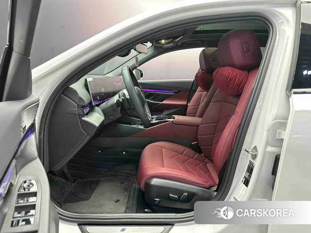 BMW 5 series 2025 Белый из Китая, фото 3