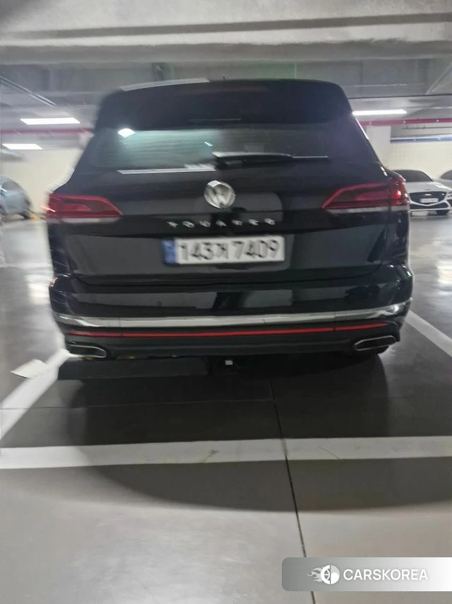 Volkswagen Touareg 3rd generation 2020 Черный из Кореи, фото 3