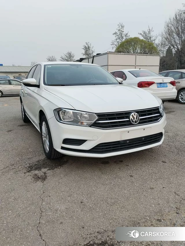 Volkswagen Bora 2021 Белый из Китая, фото 3