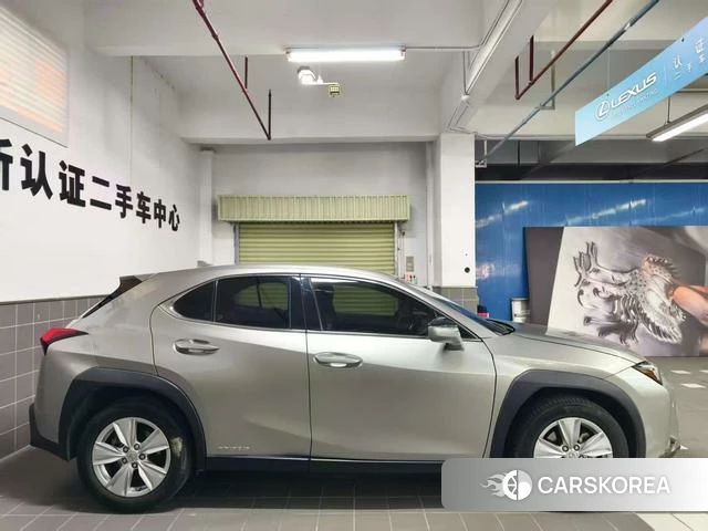Lexus UX id 4220020 из Китая 16
