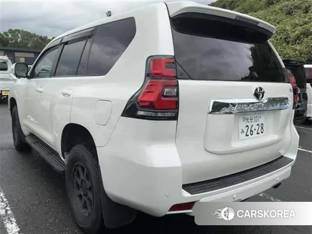 Toyota Land Cruiser Prado 2022 из Японии, фото 3