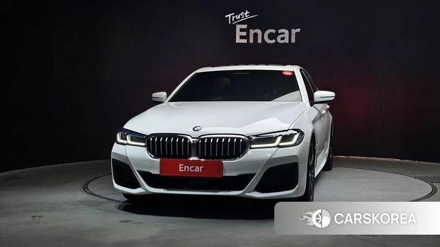 BMW 5 Series (G30) id 4230594 из Кореи 23