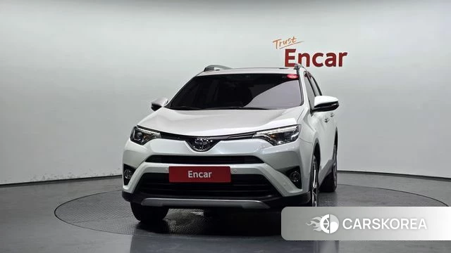 Toyota RAV4 id 4751356 из Кореи 13