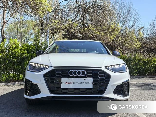Audi A4L id 4259363 из Китая 10