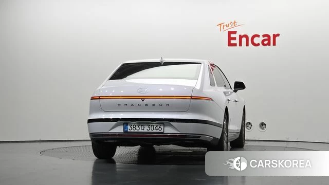 Hyundai Grandeur (GN7) id 4920997 из Кореи 23
