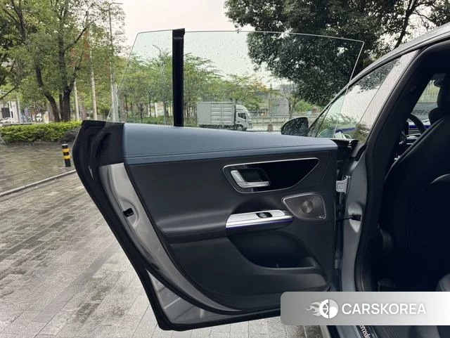 Mercedes-Benz EQE id 4261344 из Китая 18