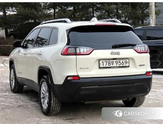 Jeep Cherokee (KL) id 3641323 из Кореи 13