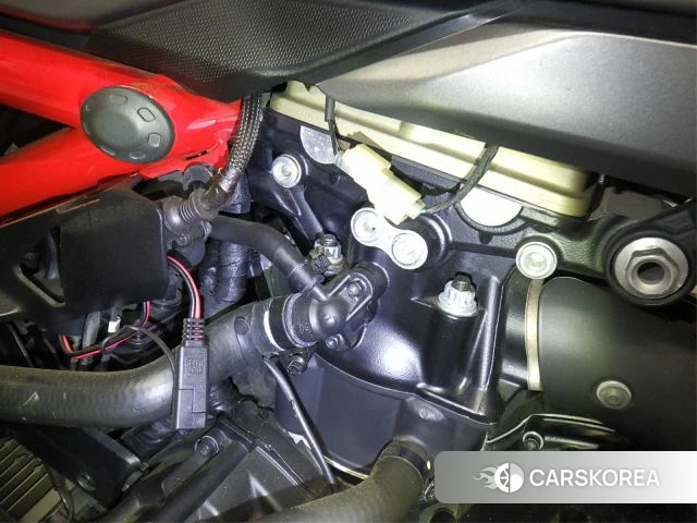 Engine photo