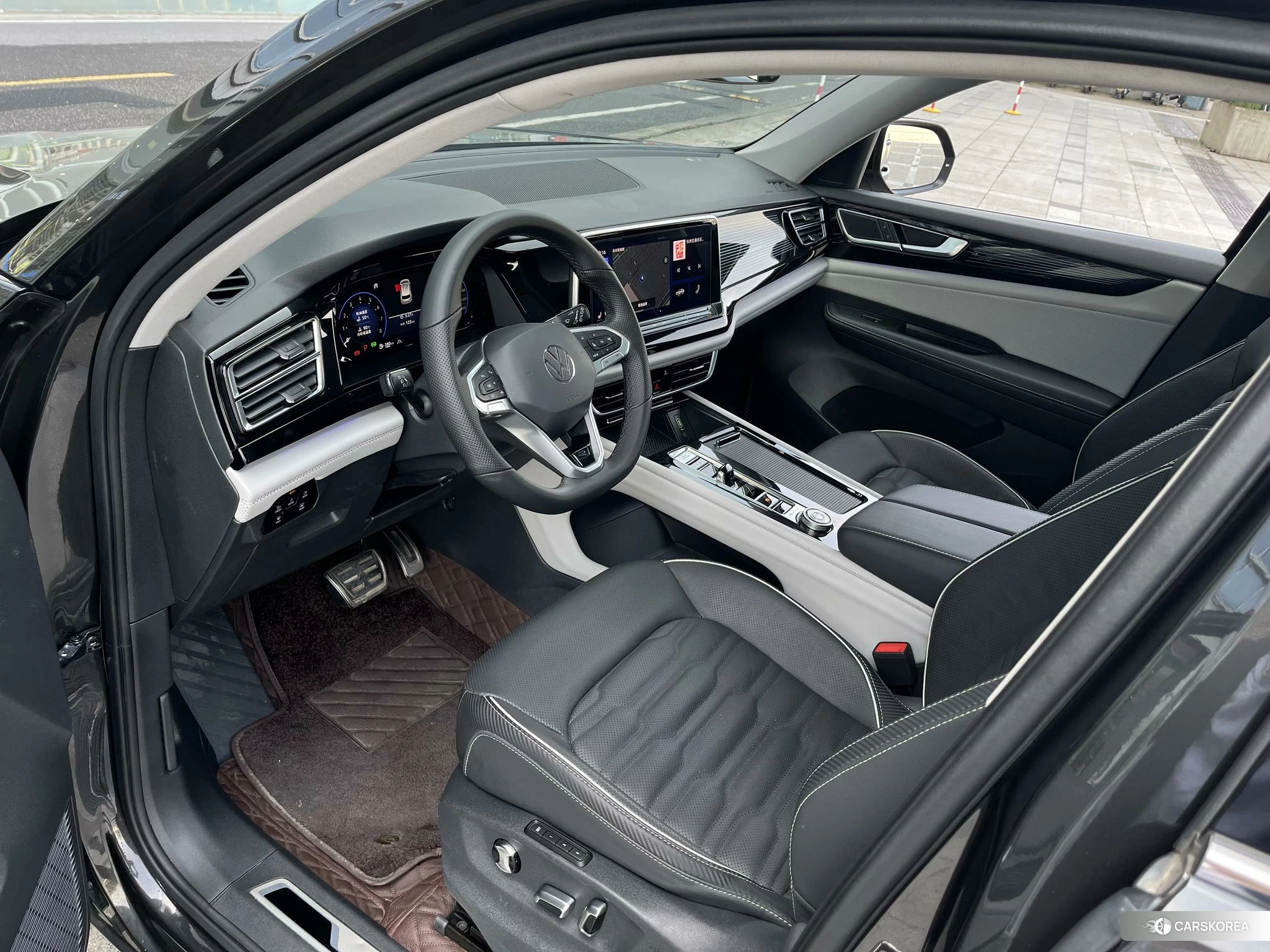Volkswagen Tourang 2021 Черный из Китая, фото 6