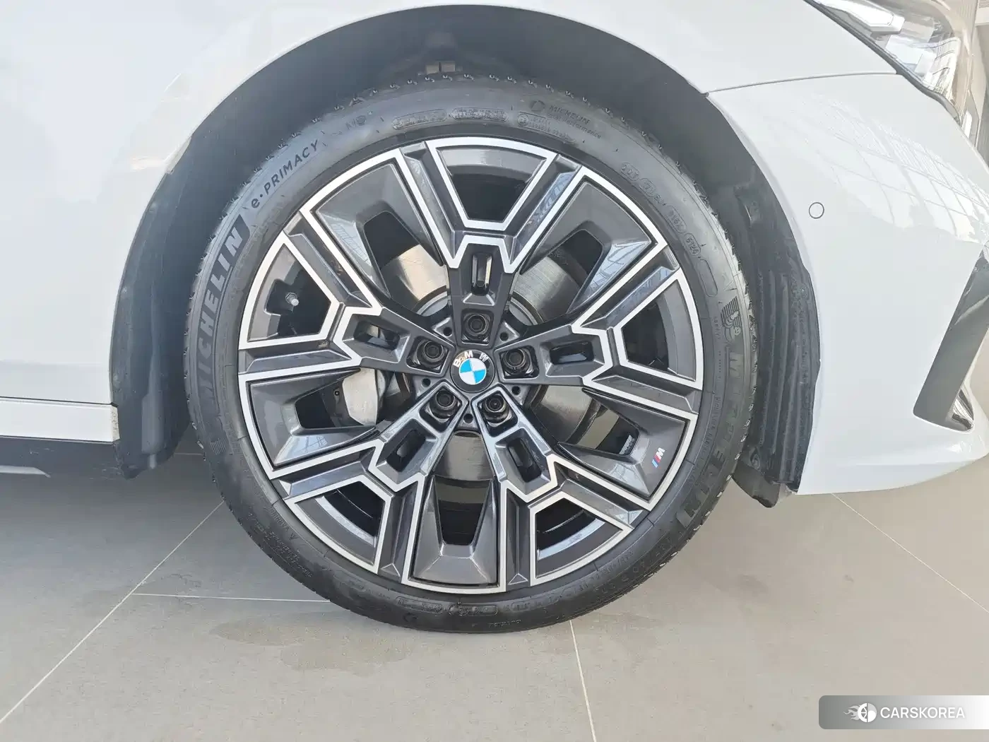 BMW 5 series id 4681080 из Китая 8
