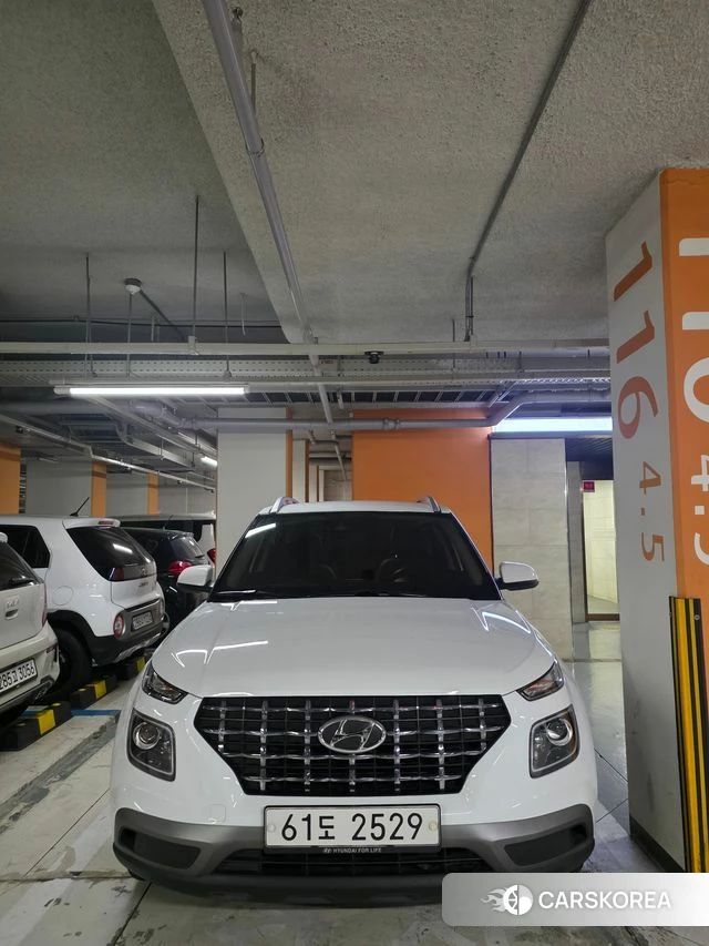 Hyundai Venue 2019 Белый из Кореи, фото 3
