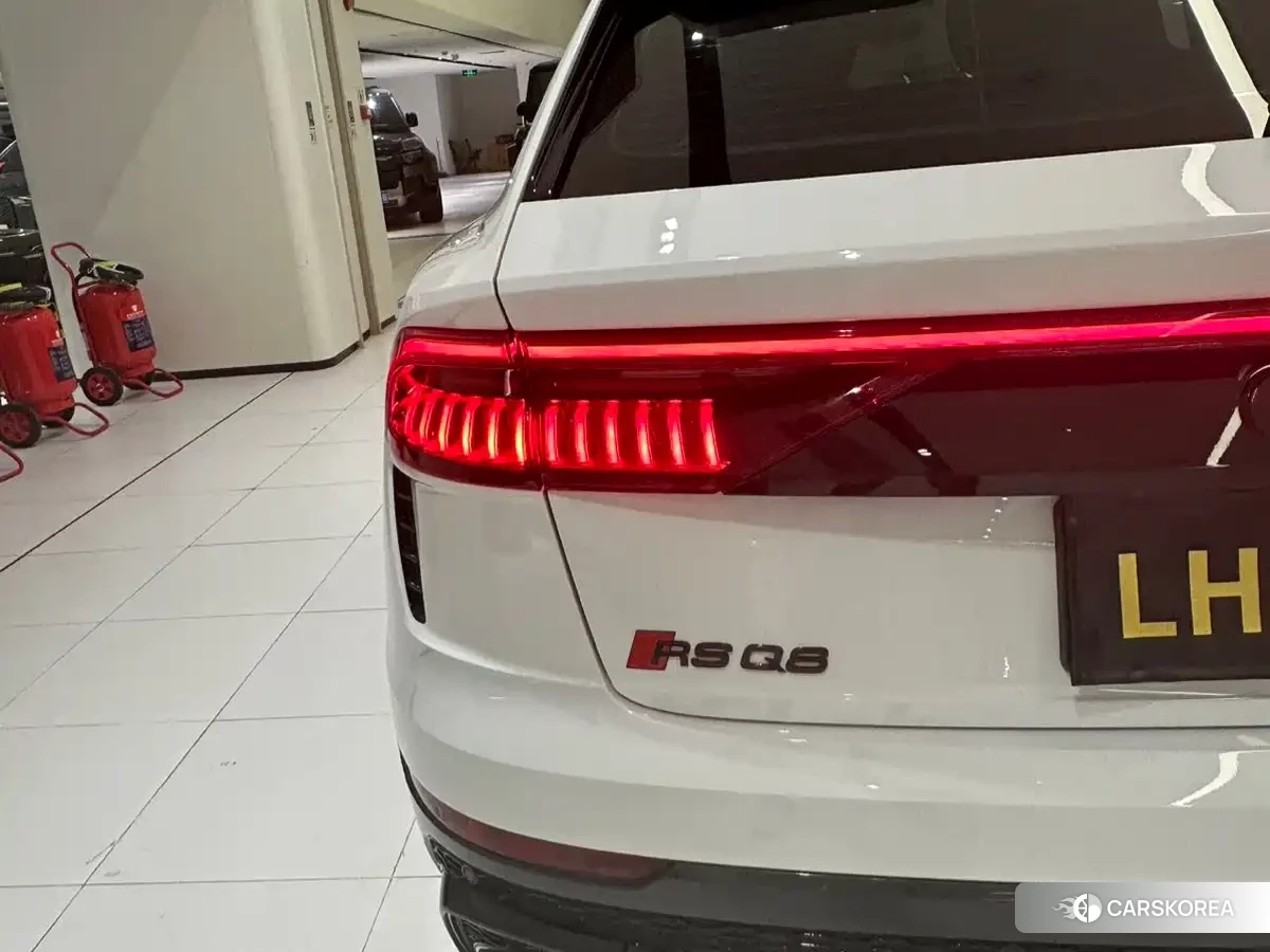 Audi RS Q8 2021 Белый из Китая, фото 4