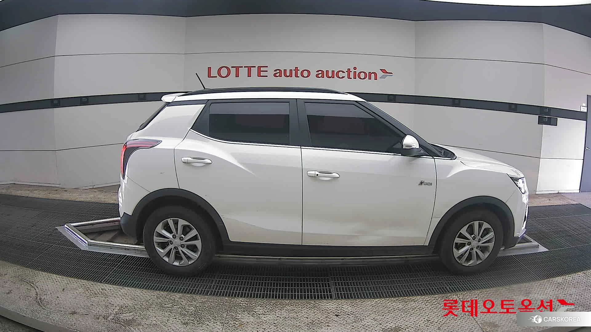 SsangYong Tivoli id 3888449 из Кореи 23