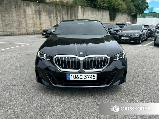 BMW 5 Series (G60) id 4686920 из Кореи 13