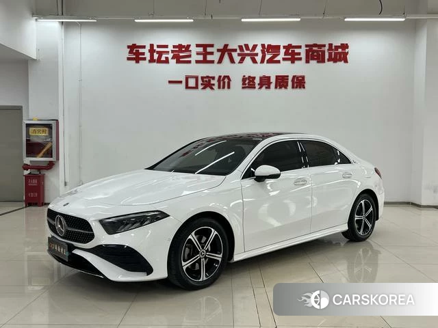 Mercedes-Benz Class A 2024 Белый из Китая, фото 4