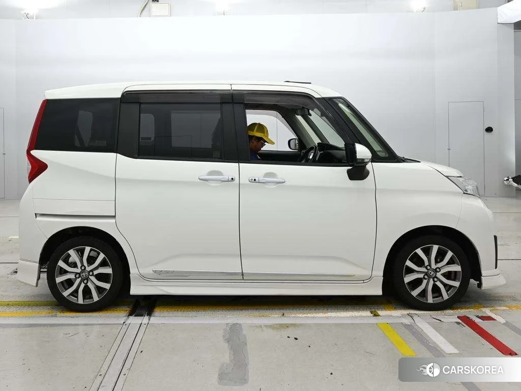 Toyota Roomy 2019 из Японии, фото 3