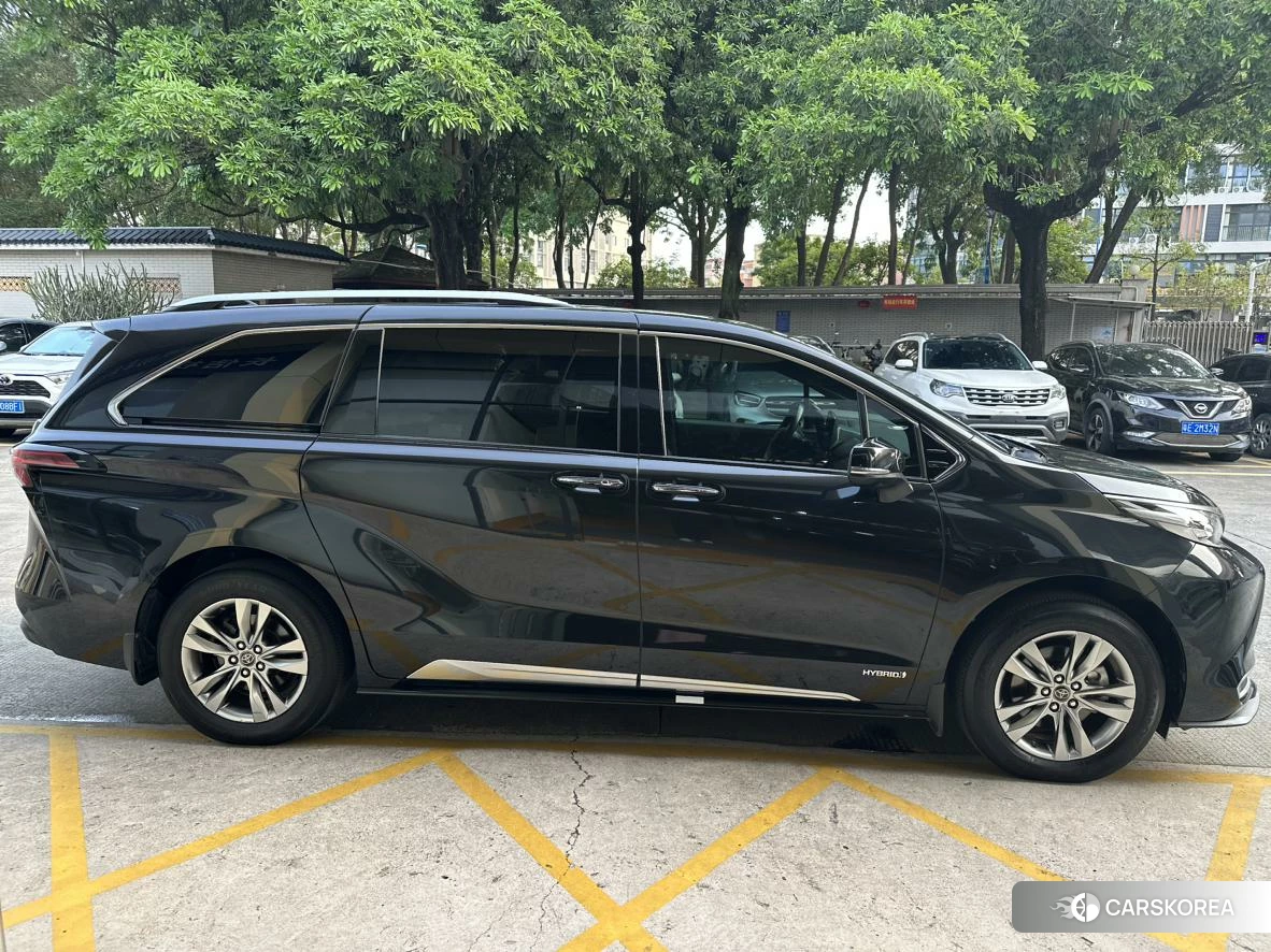 Toyota Saina id 4454757 из Китая 15