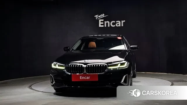 BMW 5 Series (G30) id 3022331 из Кореи 13