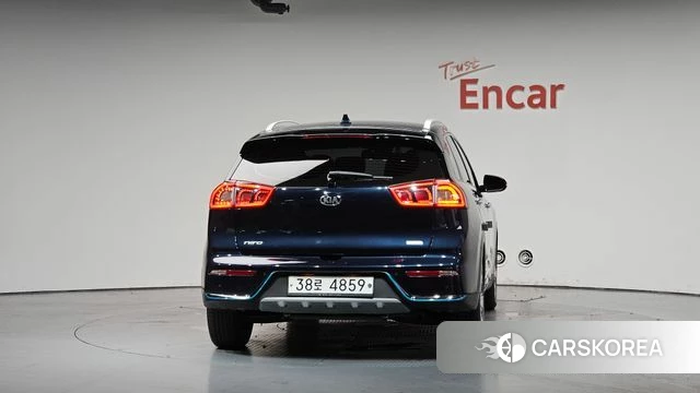 Kia Niro id 4620440 из Кореи 23