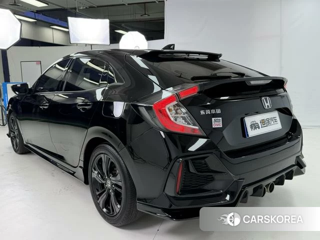 Honda Civic id 4279151 из Китая 17