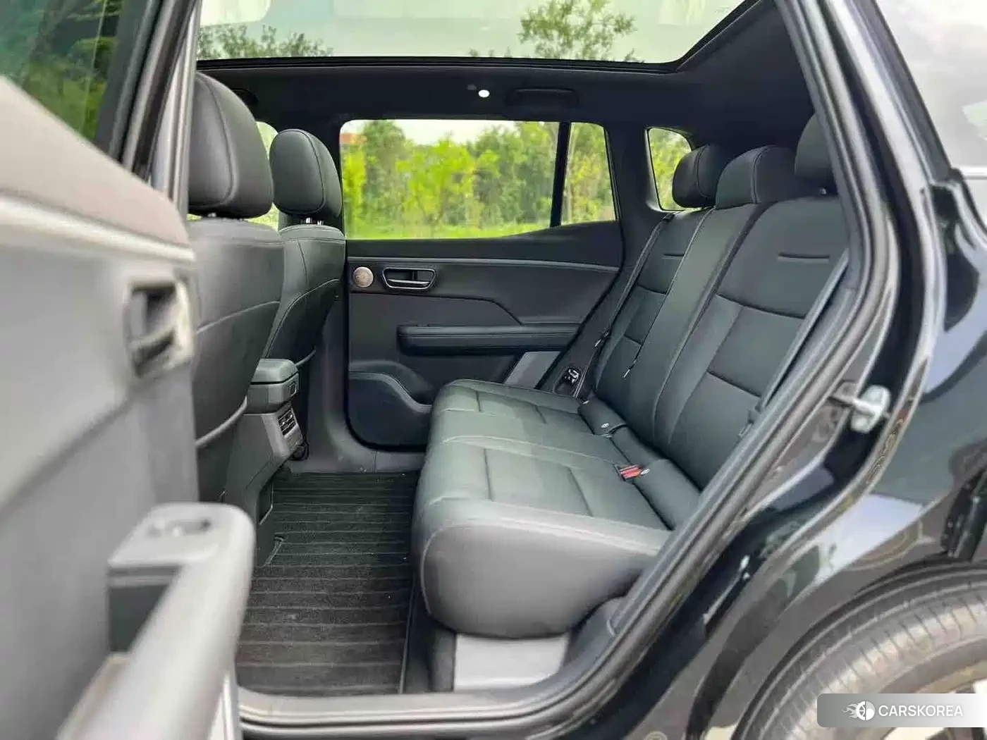 Toyota Platinum Wisdom 3X 2026 Черный из Китая, фото 3