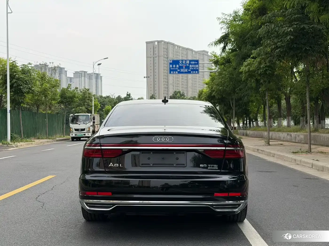 Audi A8 2021 Черный из Китая, фото 3
