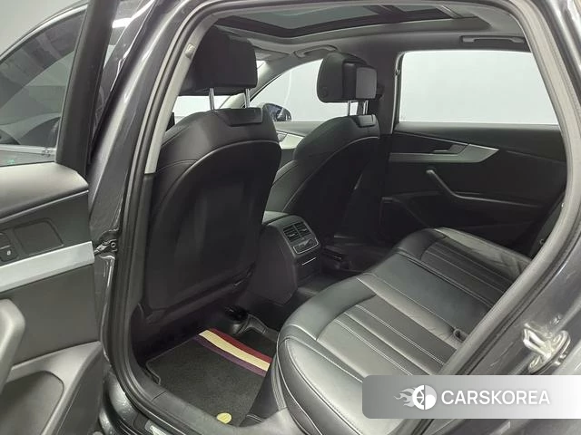 Audi A4L id 4359560 из Китая 12