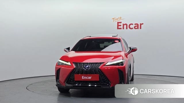 Lexus UX250h id 3872814 из Кореи 13