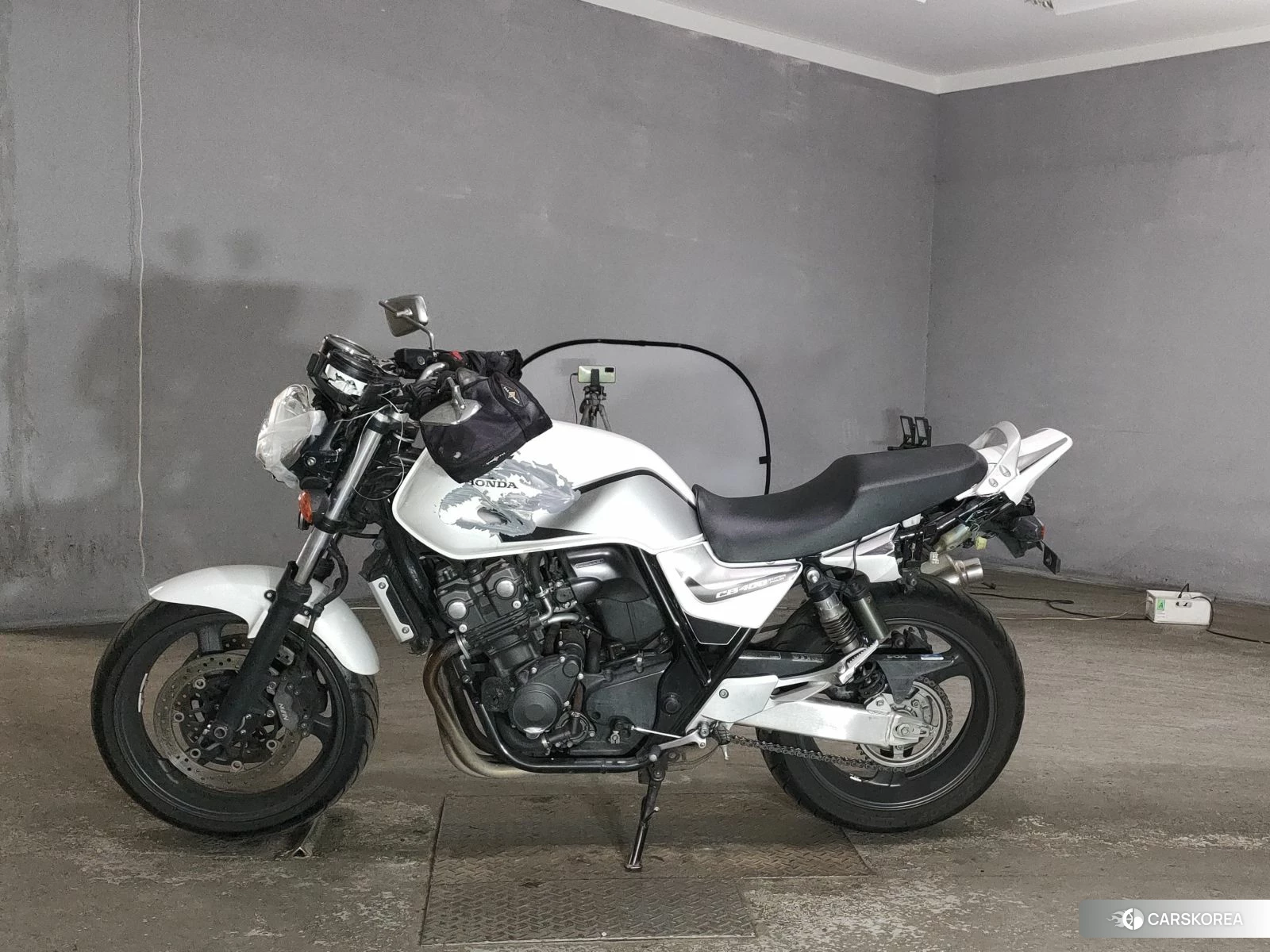 Проданный Honda CB400SF 2010 из Японии
