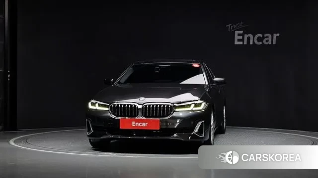 BMW 5 Series (G30) id 3282837 из Кореи 13