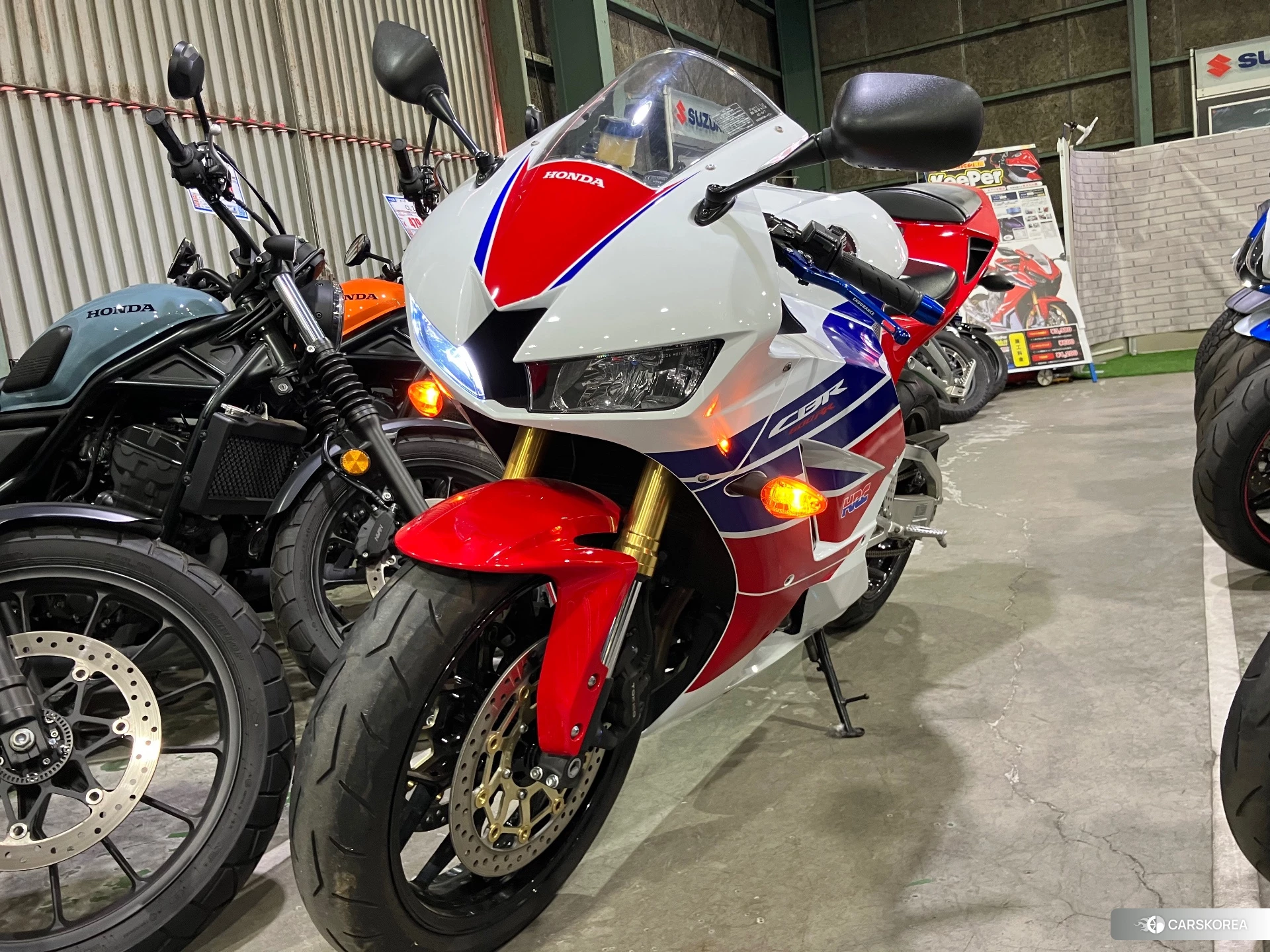 Проданный Honda CBR600RR id 4184908 из Японии, фото 4