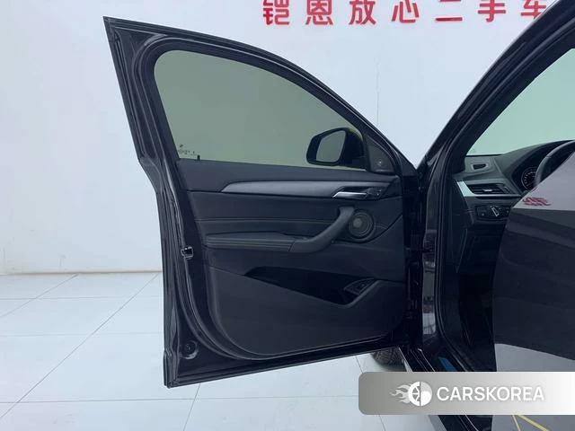 BMW X2 id 3957762 из Китая 23