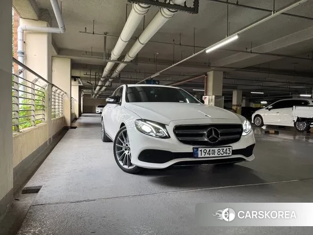 Mercedes-Benz E-Class W213 2019 Белый из Кореи, фото 3