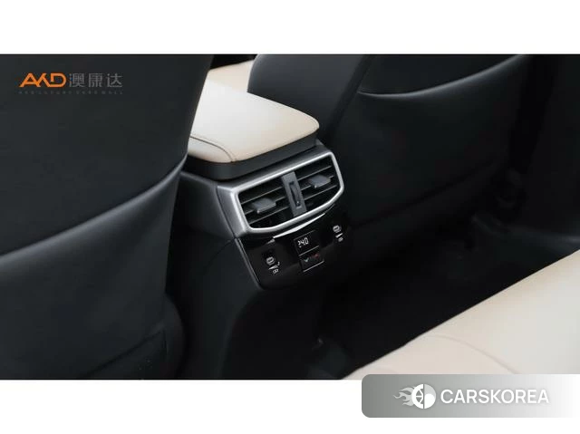 Lexus RX 2024 Серебристо-серый из Китая, фото 3