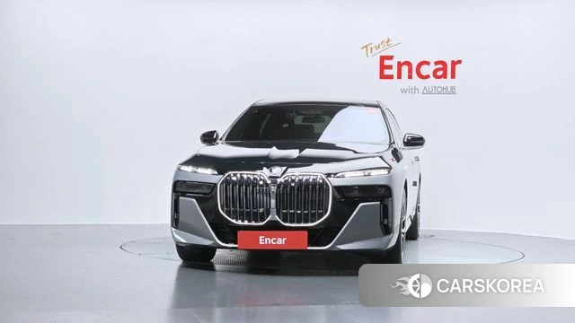 BMW 7 Series (G70) id 3870038 из Кореи 13
