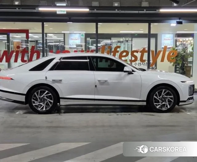 Hyundai Grandeur (GN7) id 3745630 из Кореи 13