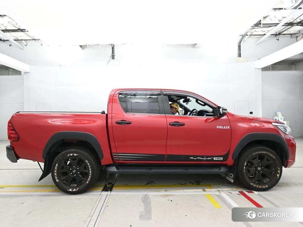 Toyota Hilux 2019 из Японии, фото 3