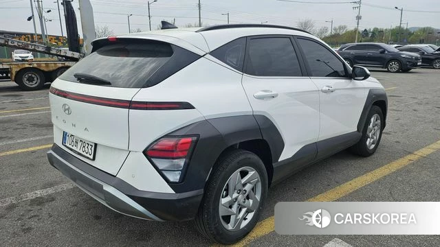 Hyundai Kona (SX2) 2023 Белый из Кореи, фото 5