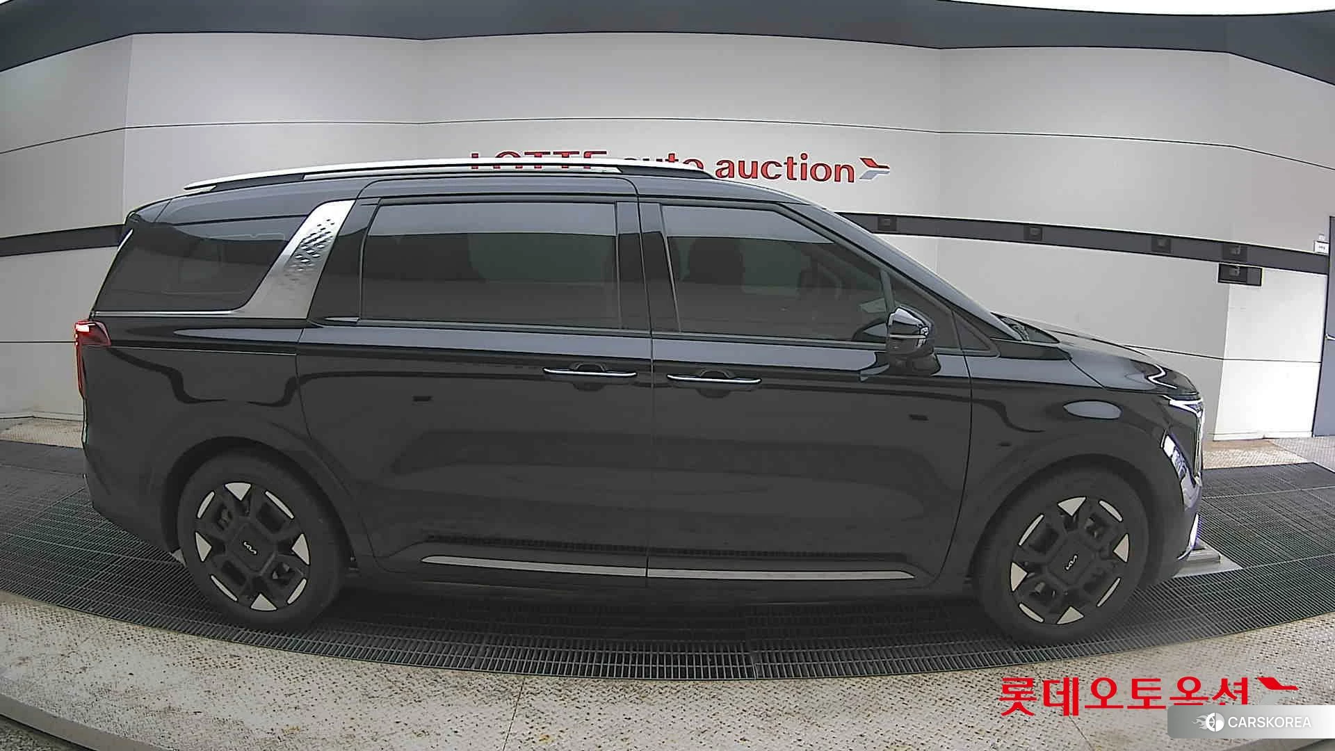 Kia Carnival id 4347352 из Кореи 23
