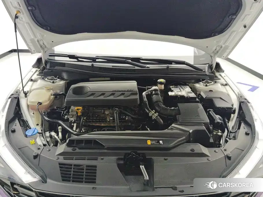 Hyundai Elantra id 4664468 из Китая 9