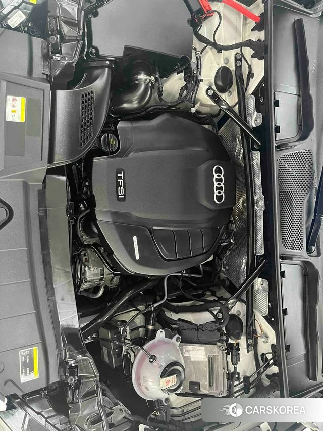Audi Q5L id 4253324 из Китая 16