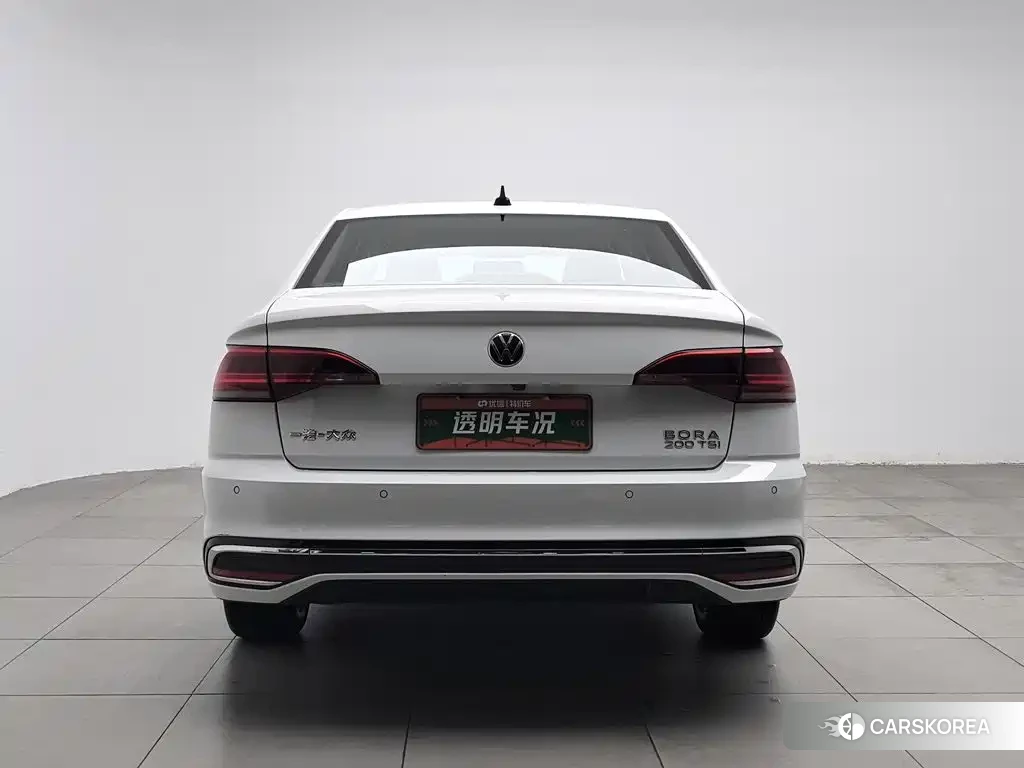 Volkswagen Bora id 4655187 из Китая 17