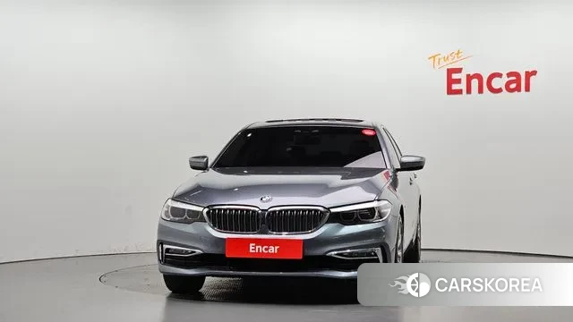 BMW 5 Series (G30) id 3368698 из Кореи 13