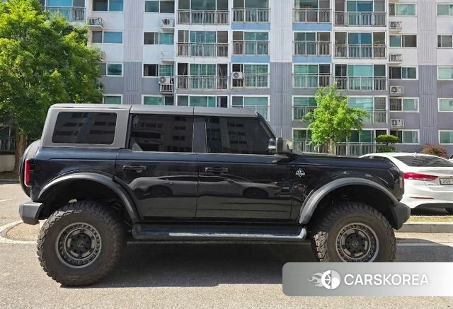 Ford Bronco 6th Generation 2025 Черный из Кореи, фото 3